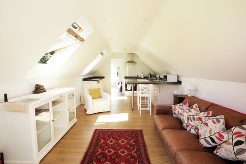 Idyllic retreat in rural West Berkshire village
