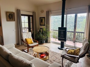 Living area - Charming house on Lake Carces (Carcès)