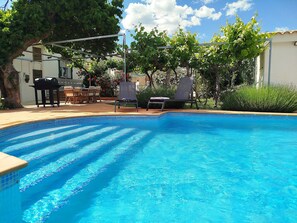 Outdoor pool - Cozy Country House with Private Pool (Montefrío)