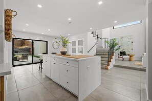 Interior - Coastal, 4-bdr home in Del Mar with partial ocean views, 300 steps to the ocean (Del Mar)