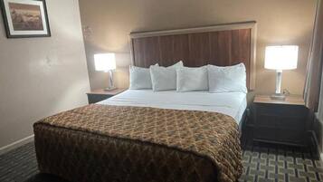 Single Room, 1 King Bed, Non Smoking