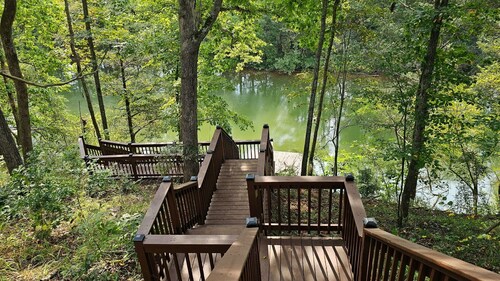 Grand Magnolia Cabin