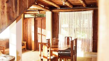 Chalet, 3 Bedrooms, Smoking, Balcony | Dining