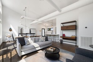 TV, fireplace - Modern Mountain Retreat, Firepit, Grill and Fireplace (Old Fort)