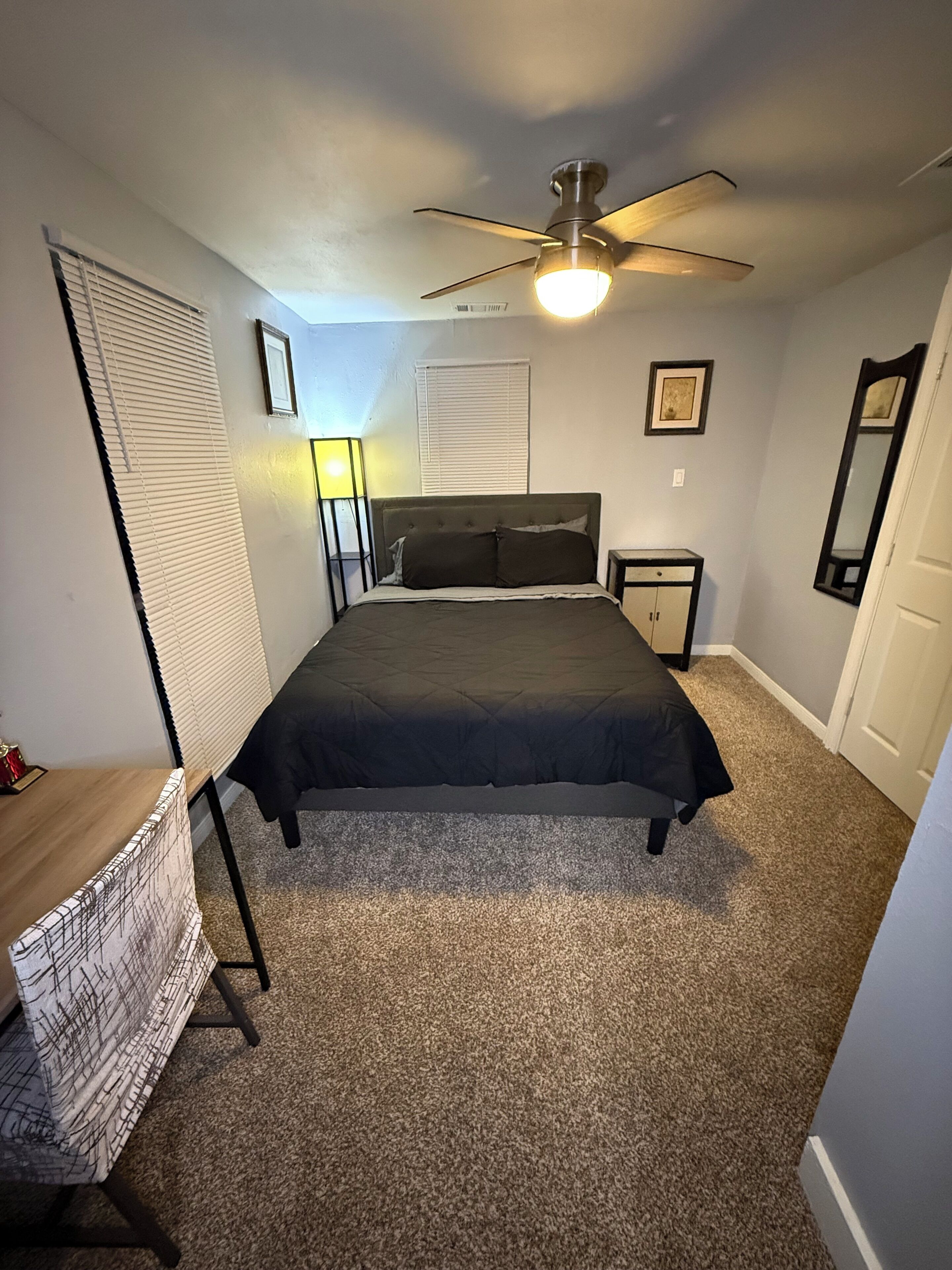 2 bedrooms, iron/ironing board, WiFi, bed sheets