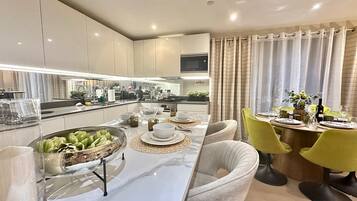 Apartment | 3 bedrooms, Internet