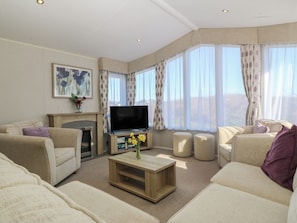 Living area - Pheasant Lodge (Holyhead)