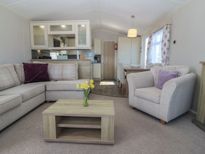 Living area - Pheasant Lodge (Holyhead)