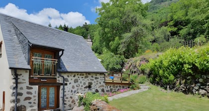 Charming Small Cottage for 2/3 Guests â La ChĂšvrerie