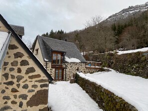 Exterior - Charming Small Cottage for 2/3 Guests – La Chèvrerie (Saint-Vincent-de-Salers)