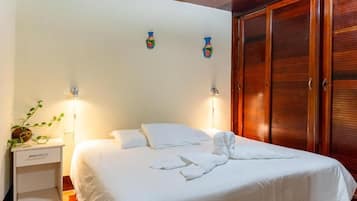 Habitació doble o amb dos llits individuals econòmica | Wifi gratuïta