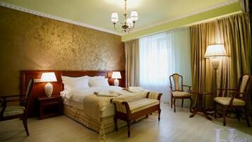 Deluxe-Doppelzimmer, Balkon, Stadtblick