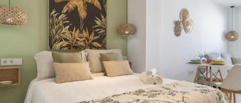 Wifi gratis y ropa de cama