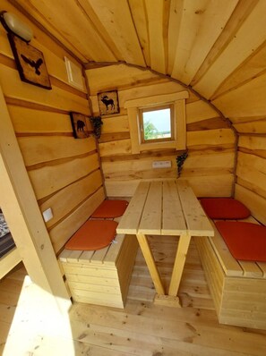 Cabin | Ruang tamu