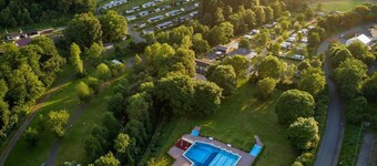 Eifelhutte auf dem Campingpark