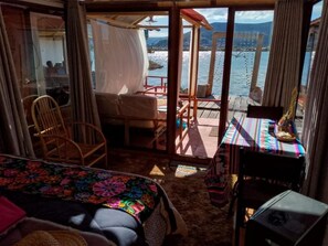 Room - Uros TITIKAKA the Best lodge  (Puno)