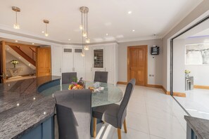 Dining - Hamble House (Southampton)