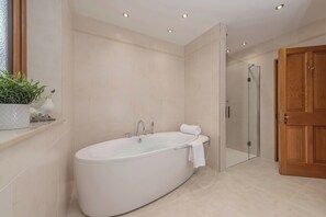 Shower - Hamble House (Southampton)