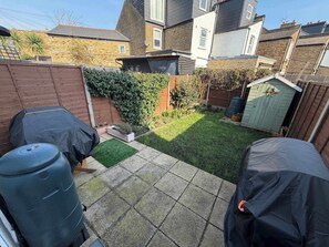 Terrace/patio - Charming 2BDR Terraced House with Garden Wimbledon (Greater London)