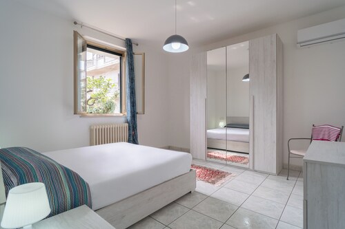 A casa di Gigi - Three Bedroom Apartment, Sleeps 6