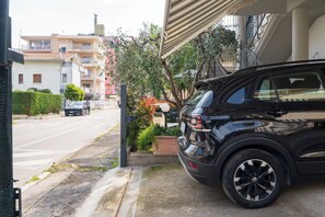 Property grounds - A casa di Gigi - Three Bedroom Apartment, Sleeps 6 (Tortoreto Lido)