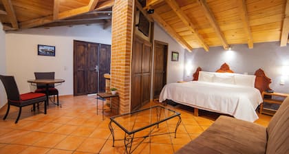 Irish style cabin in the mountain of San Cristobal