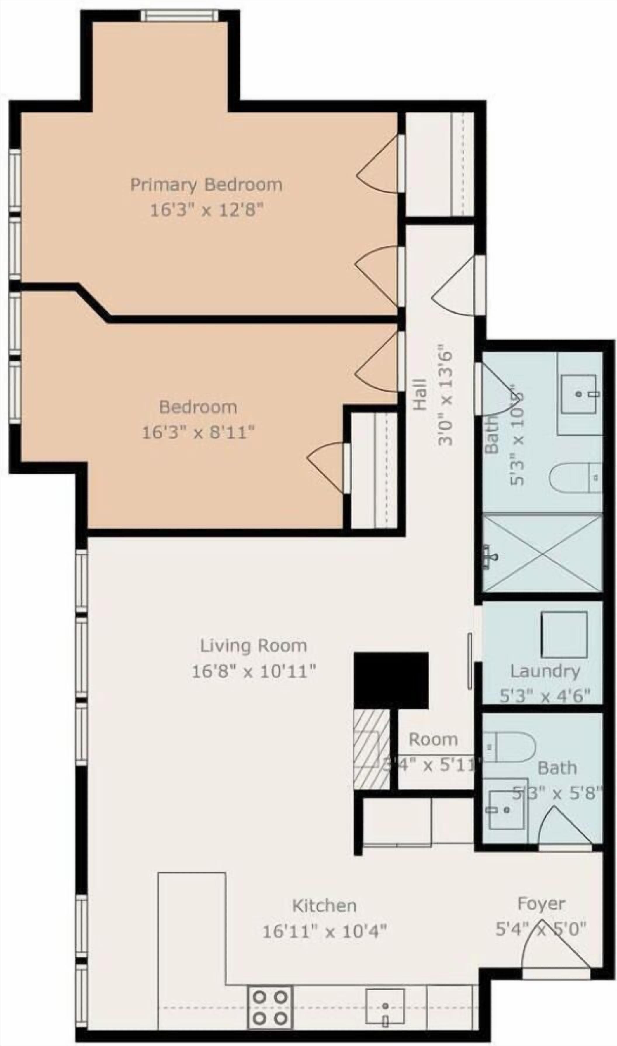 En planritning som visar ett huvudsovrum, ett extra sovrum, vardagsrum, kök, entréhall, badrum, tvättstuga och ett litet rum.