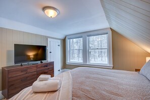 4 Schlafzimmer, Bügeleisen/Bügelbrett, Reisekinderbett, WLAN
