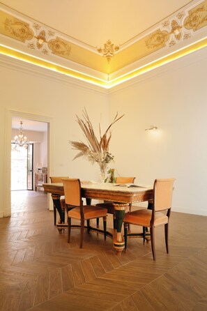 TV - BERETTI HOME (Catania)