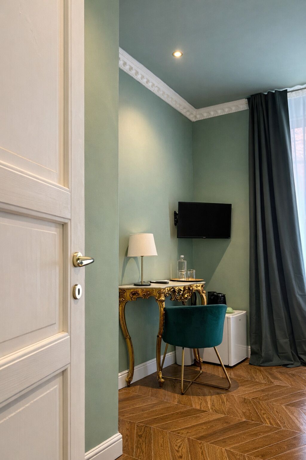 ห้องดีลักซ์ดับเบิล, ระเบียง, วิวสวนหย่อม | ภายใน