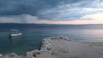 Apartment, 1 Bedroom, Smoking, Balcony | Beach
