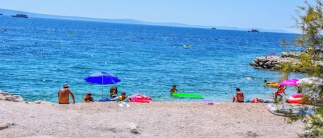 Apartment, 1 Bedroom, Smoking, Balcony | Beach