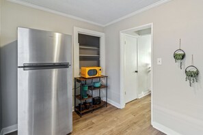 Interior - Tigers Den (Louisville)