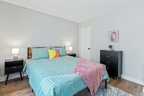 Room - Tigers Den (Louisville)