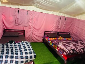 Luxury Quadruple Room - Chaukhamba View Camps Chopta (Chopta)