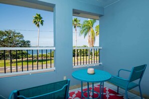 Property grounds - Serene Shore Retreat (Clearwater)