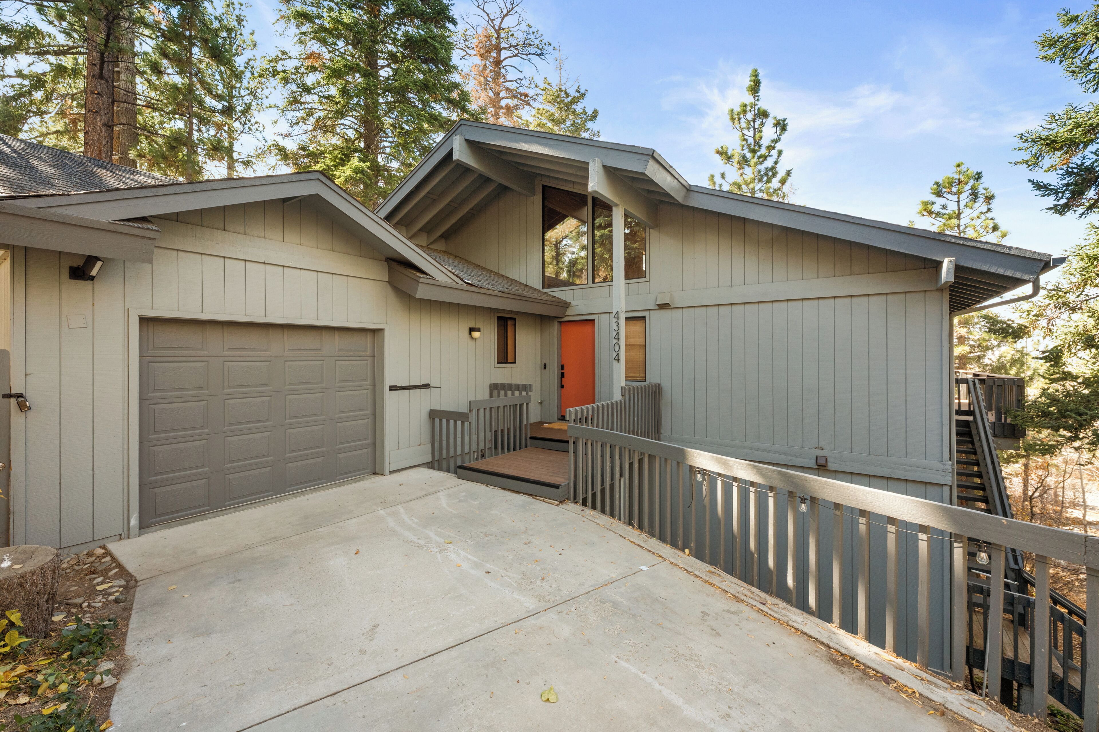 Basic House, Balcony, Mountain View | Exterior