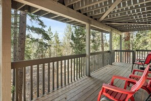 Basic House, Balcony, Mountain View | Property grounds