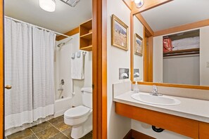 Hair dryer, towels