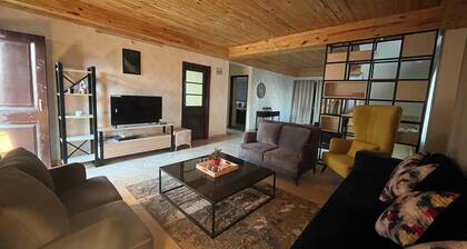 Noon Villa | Private, Peaceful & Family Friendly