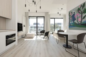 Interior - Widok na Morze | Przy Plaży | Taras | Shellter (Rogowo)