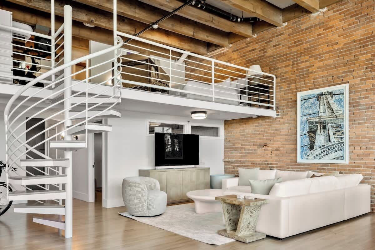 TV, offices