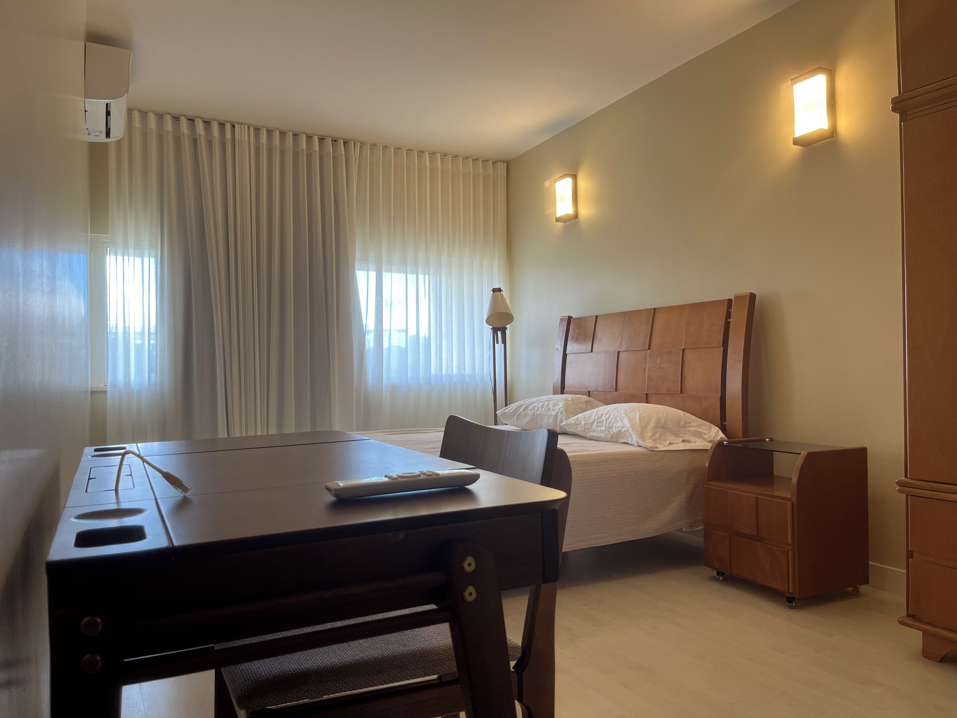 Quarto casal superluxo, vista para o jardim