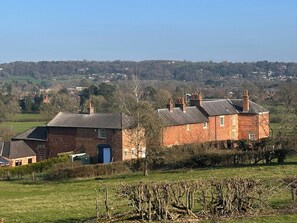 Exterior - Farnah House Barn (Belper)