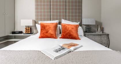 The Fox at Hurley - Delightful Property!