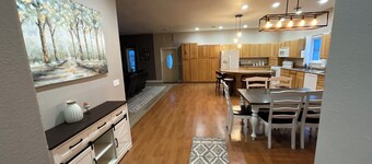 Angler & Sportsman Get Away!  Private, lots of parking, game room, garage.