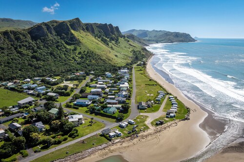 Pacific Vista - Hawkes Bay Holiday Home