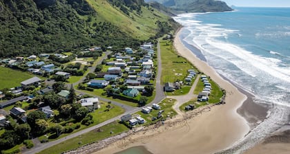 Pacific Vista - Hawkes Bay Holiday Home