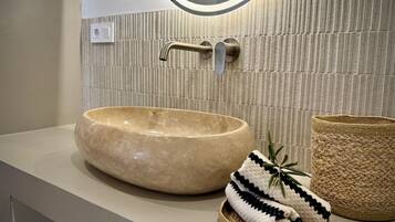 Chambre Double Deluxe | Salle de bain