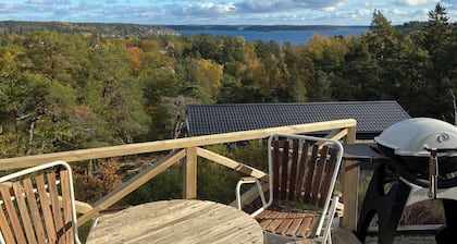 Family & Pet Friendly Archipelago House with Sea View close to Swimming and Hiking